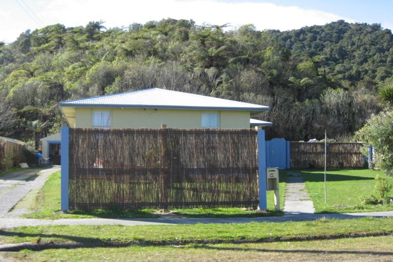 Photo of property in 33 Wickes Street, Cobden, Greymouth, 7802