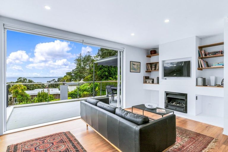 Photo of property in 51 St Michaels Avenue, Point Chevalier, Auckland, 1022