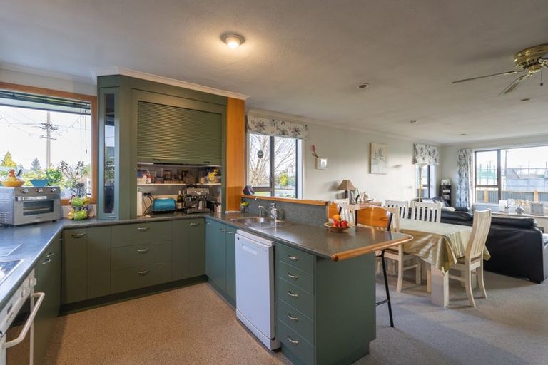 Photo of property in 24 Durham Street, Riversdale, 9776