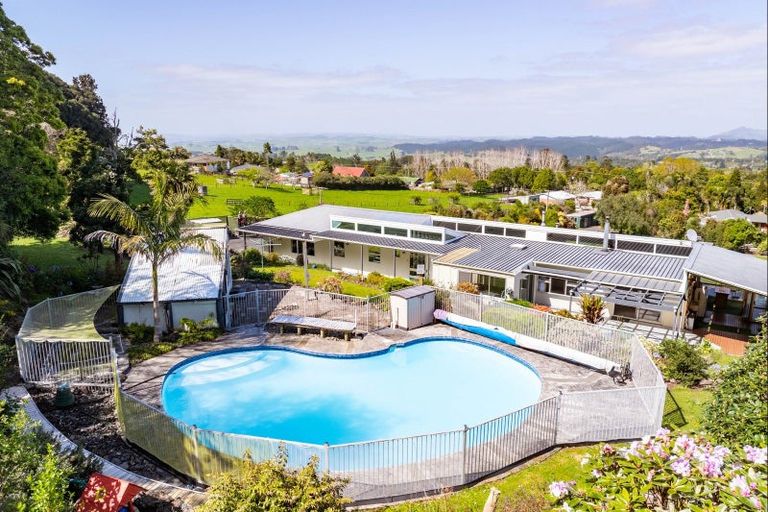 Photo of property in 910 State Highway 14, Maungatapere, Whangarei, 0179