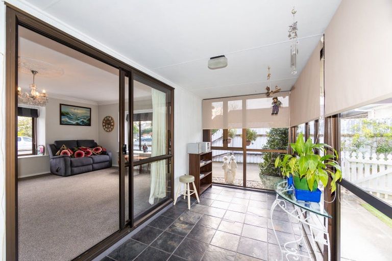 Photo of property in 405-407 Fitzroy Avenue, Hastings, 4122