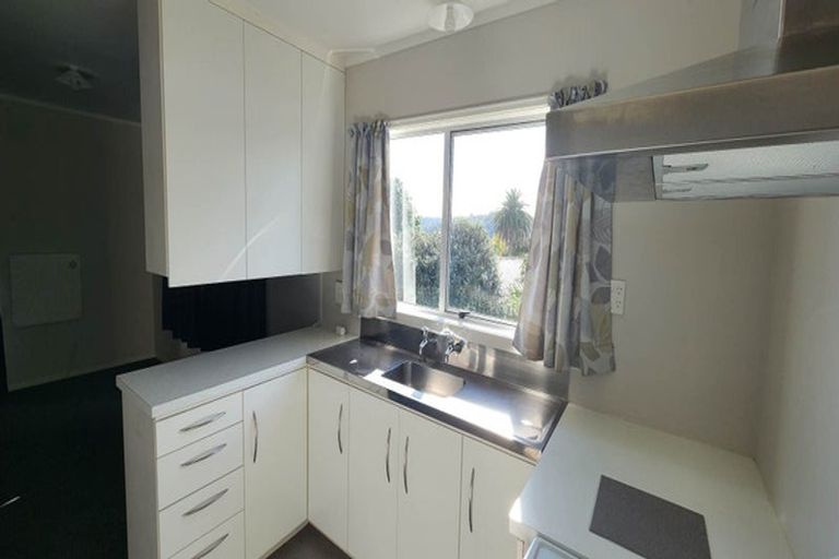 Photo of property in 2/46d Salisbury Road, Birkdale, Auckland, 0626