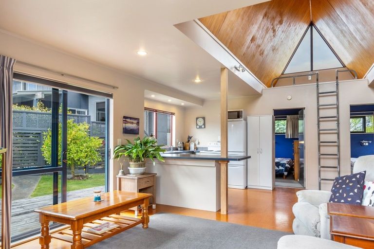 Photo of property in 16 Hoani Place, Kuratau, Turangi, 3381