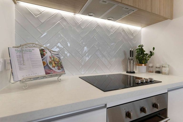 Photo of property in 18 Mcwatters Drive, Ngatea, 3503