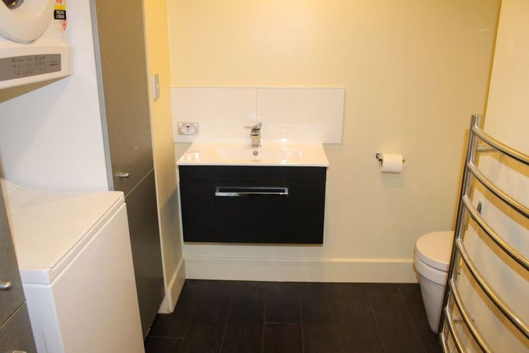 Photo of property in St Pauls Apartments, 100/43 Mulgrave Street, Thorndon, Wellington, 6011
