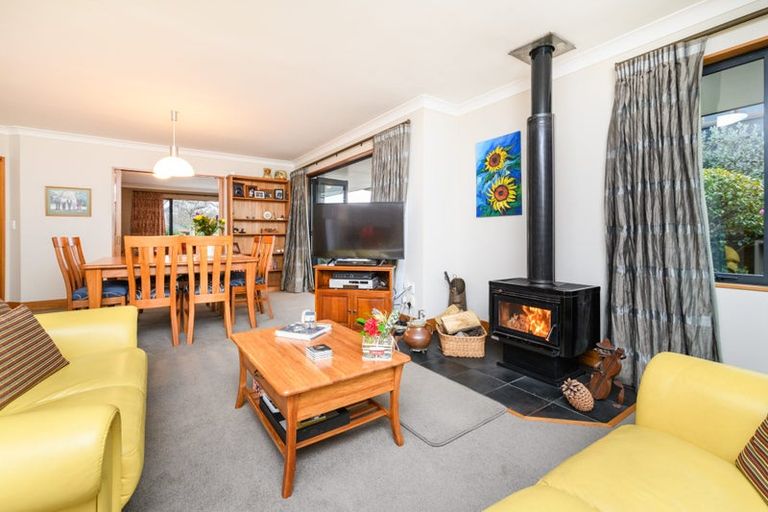 Photo of property in 8 Dougherty Place, Hokowhitu, Palmerston North, 4410