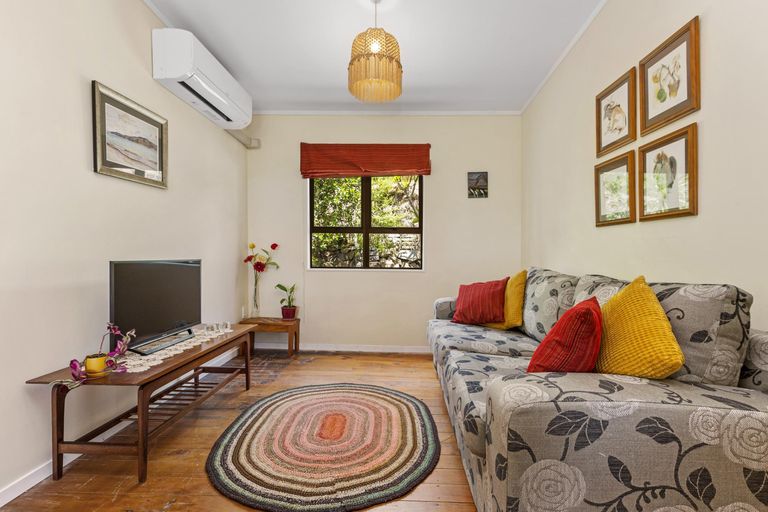 Photo of property in 8 Main Road, Raglan, 3225