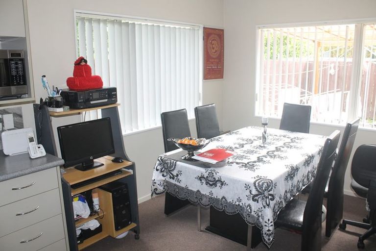 Photo of property in 3/331 Massey Road, Mangere East, Auckland, 2024