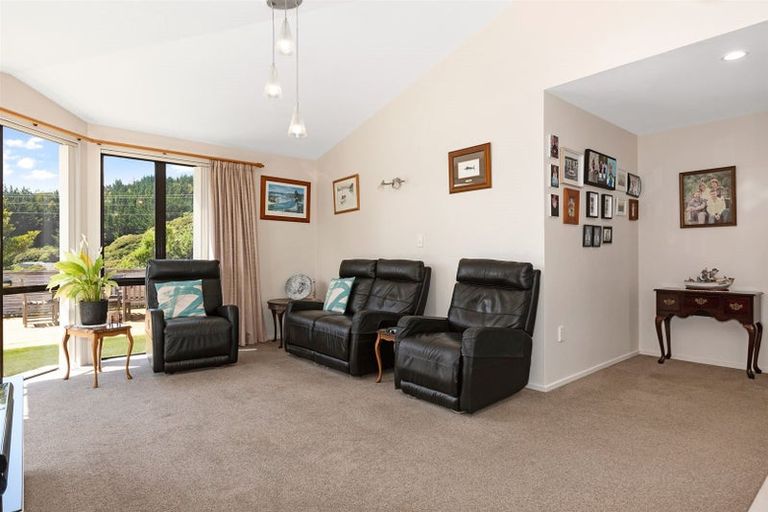 Photo of property in 49 James Cook Drive, Whitby, Porirua, 5024