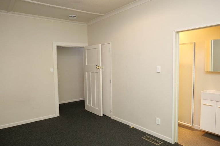 Photo of property in 5 Burrows Avenue, Karori, Wellington, 6012