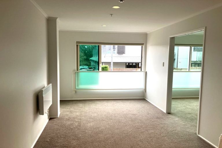 Photo of property in 14c/30 Westward Ho, Glen Eden, Auckland, 0602