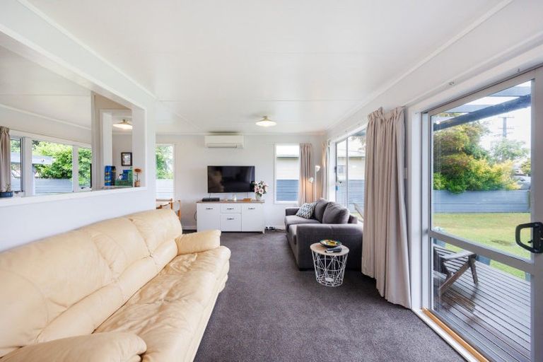 Photo of property in 62 Nash Parade, Foxton Beach, Foxton, 4815