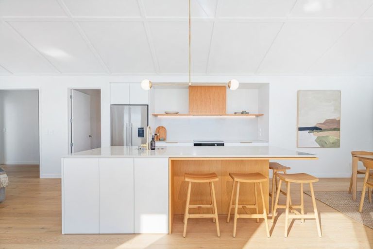 Photo of property in 26 Awatea Drive, Whitianga, 3510