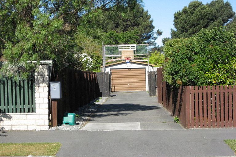 Photo of property in 12 Valecrest Avenue, Parklands, Christchurch, 8083