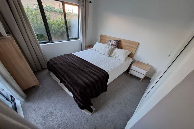 Photo of property in 9d Matuhi Rise, Henderson, Auckland, 0612