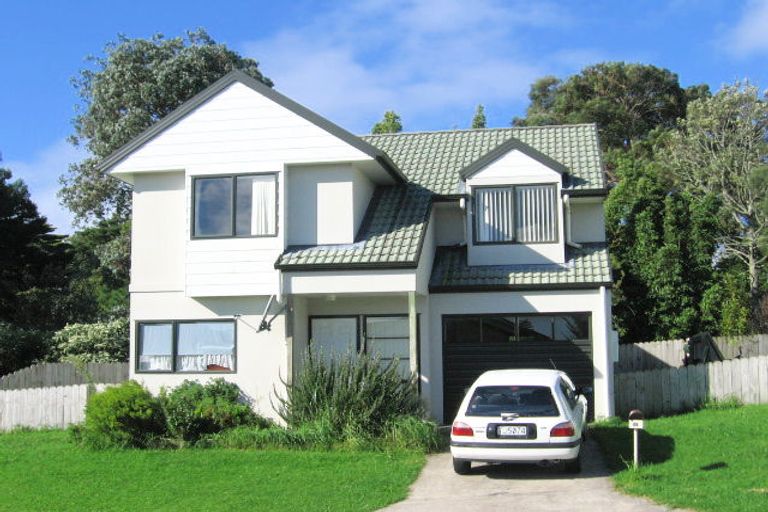 Photo of property in 23 Blueridge Close, Sunnyvale, Auckland, 0612