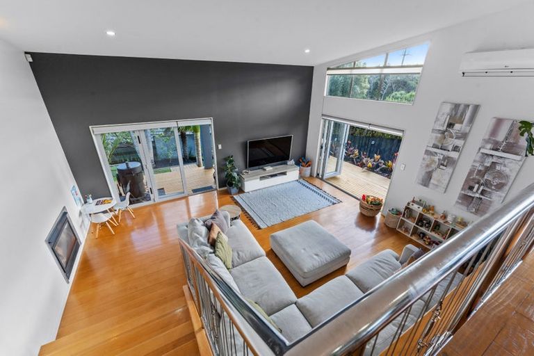 Photo of property in 20 Admirals Court Drive, Greenhithe, Auckland, 0632