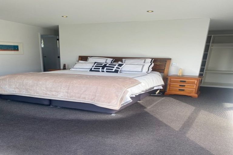 Photo of property in 272 Mangorei Road, Merrilands, New Plymouth, 4312