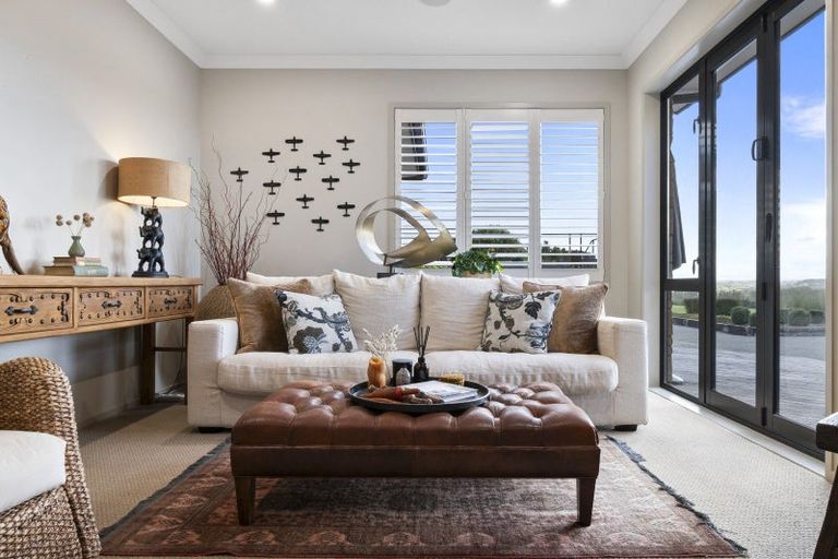 Photo of property in 70 Kakariki Road, Marton, 4787