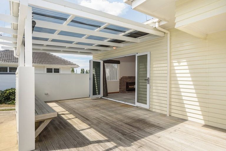 Photo of property in 40 Oxford Street, Te Puke, 3119