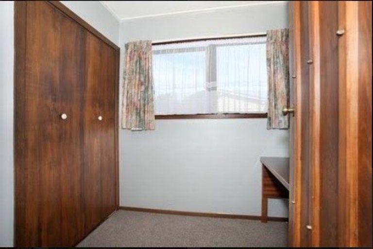 Photo of property in 12b Oxford Street, Marton, 4710