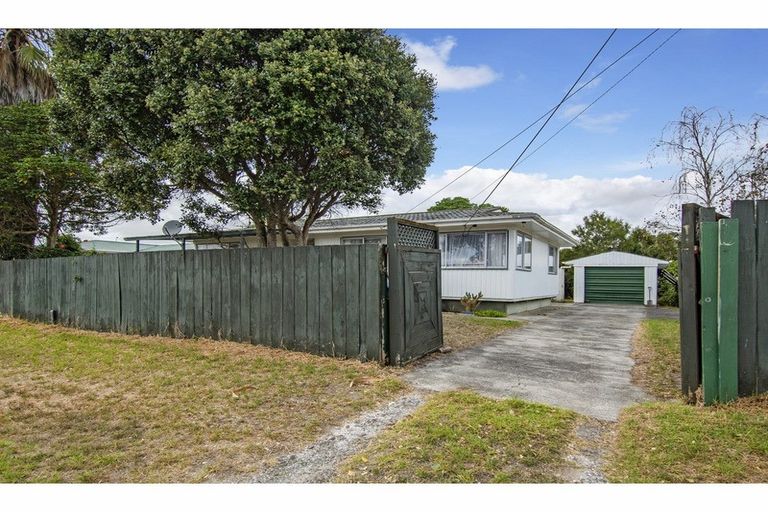 Photo of property in 22 West Coast Road, Te Kopuru, 0371