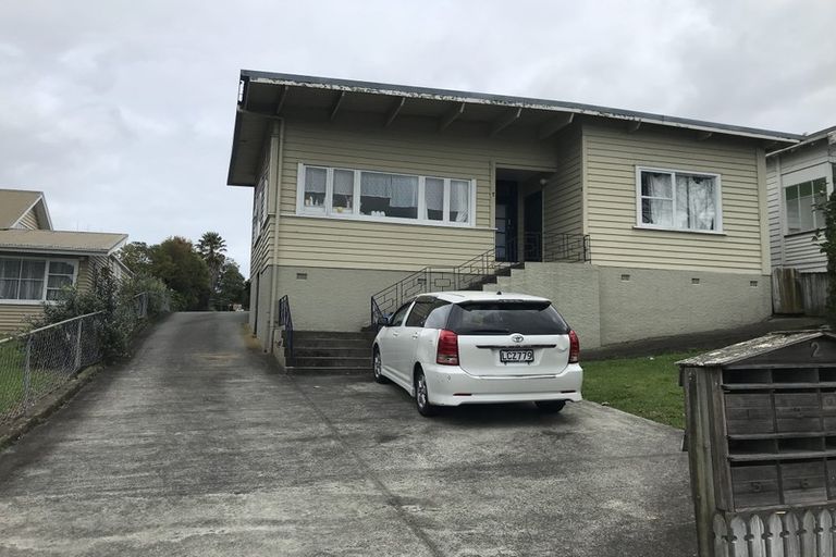 Photo of property in 2 Eden View Road, Sandringham, Auckland, 1025