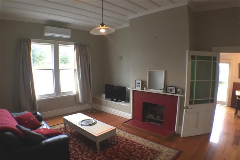 Photo of property in 337 Richmond Road, Westmere, Auckland, 1022