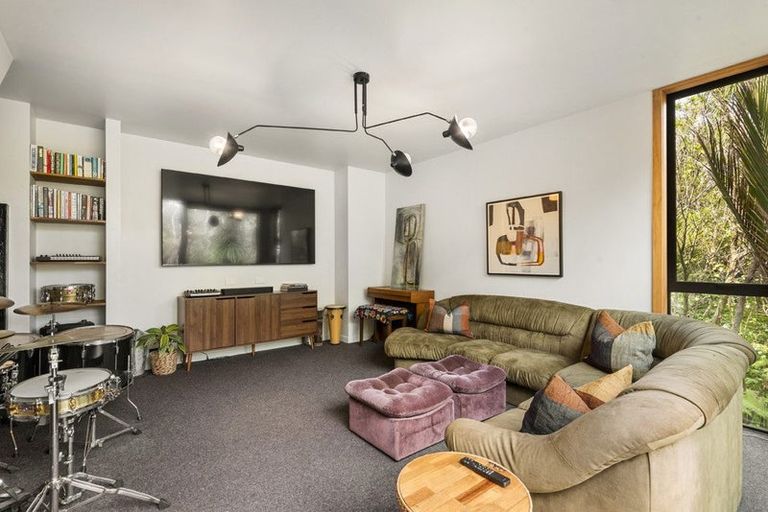 Photo of property in 13 Kauri Road, Birkenhead, Auckland, 0626