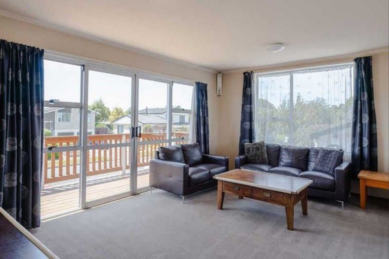 Photo of property in 11 O'halloran Drive, Halswell, Christchurch, 8025