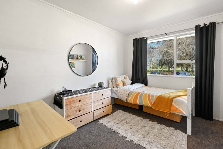 Photo of property in 392 Kahikatea Drive, Dinsdale, Hamilton, 3204