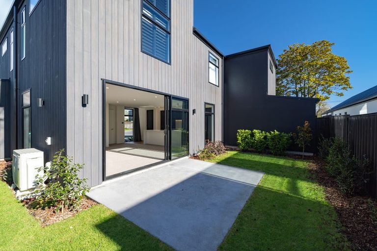 Photo of property in 93 Innes Road, St Albans, Christchurch, 8052