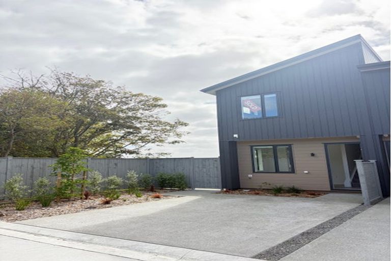 Photo of property in 57 Ngakoro Road, Karaka, Papakura, 2113