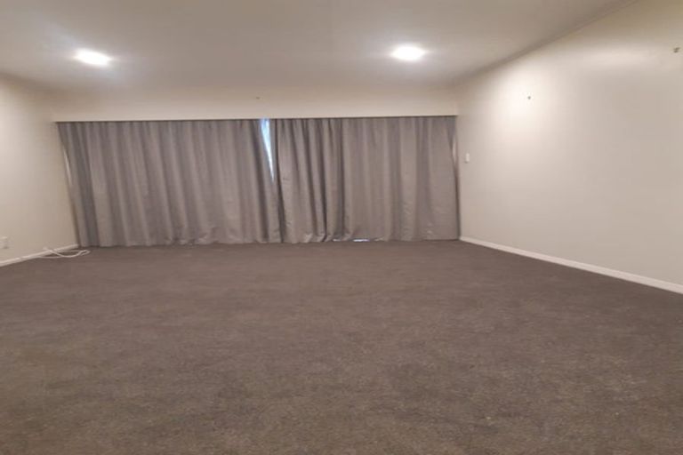 Photo of property in 3d Peckham Grove, Tawa, Wellington, 5028