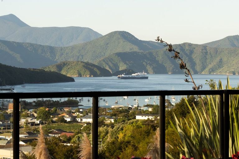 Photo of property in 51 Boons Valley Road, Waikawa, Picton, 7220