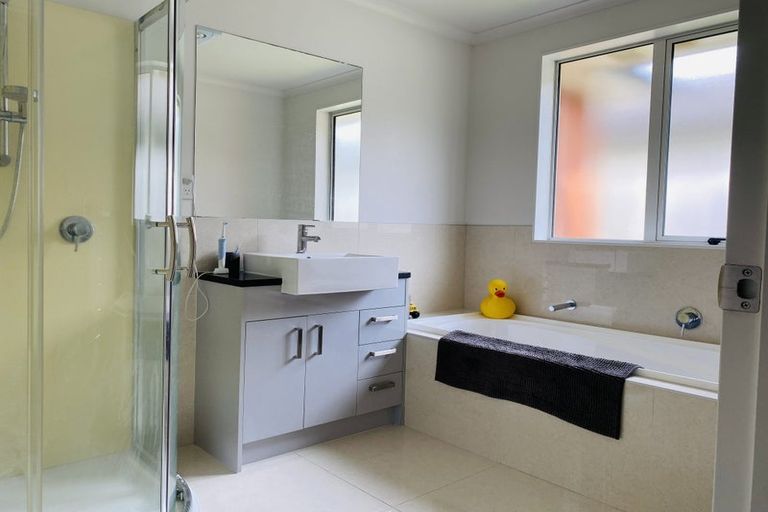 Photo of property in 107 Te Manatu Drive, Huntington, Hamilton, 3210