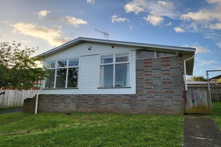 Photo of property in 11 Ellen Avenue, Hillcrest, Auckland, 0627