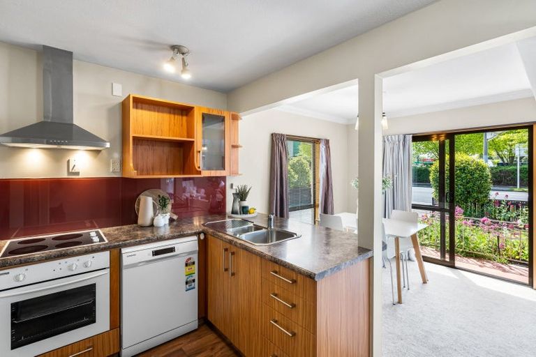 Photo of property in 1/56 Devon Street, Sydenham, Christchurch, 8023