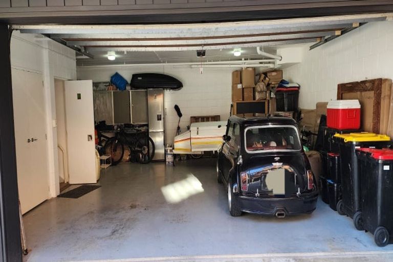 Photo of property in 2/29 May Street, Mount Maunganui, 3116