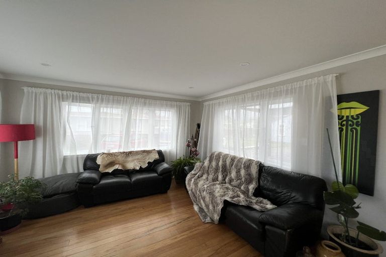 Photo of property in 28 Lemon Street, Otaki, 5512