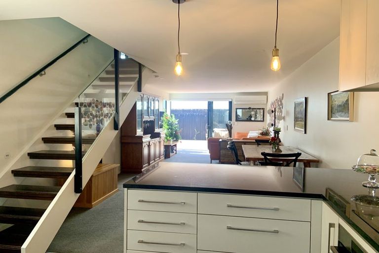 Photo of property in 2/136 Sherborne Street, St Albans, Christchurch, 8014