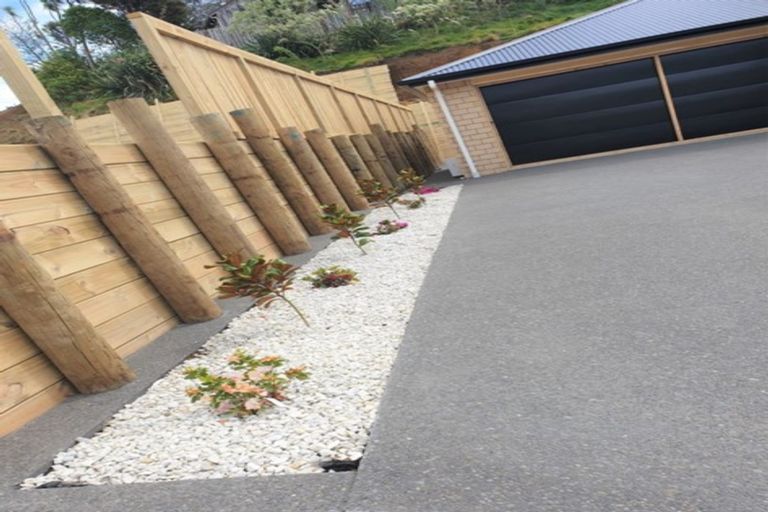 Photo of property in 3 Frederick Place, Whalers Gate, New Plymouth, 4310