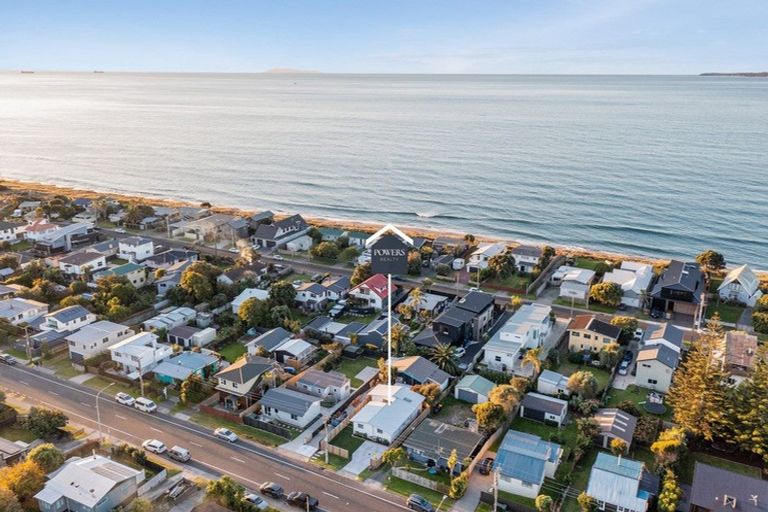 Photo of property in 1209 Papamoa Beach Road, Papamoa Beach, Papamoa, 3118