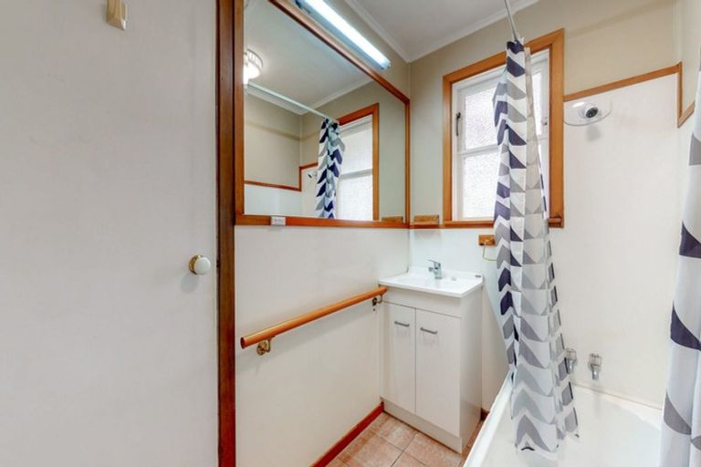 Photo of property in 22 Macky Street, Taita, Lower Hutt, 5011