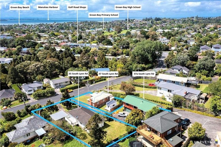 Photo of property in 35 South Lynn Road, Titirangi, Auckland, 0604