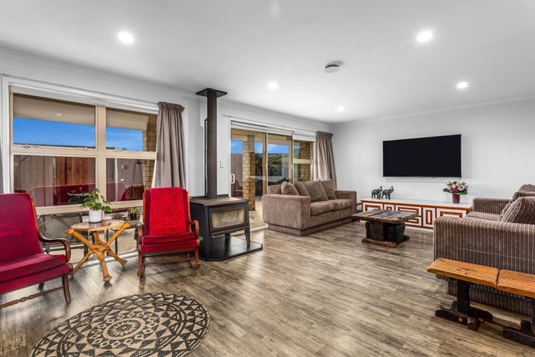 Photo of property in 63 Bunyan Road, Coastlands, Whakatane, 3120