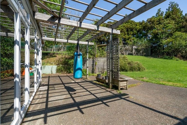 Photo of property in 158 Point View Drive, East Tamaki Heights, Auckland, 2016