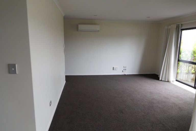 Photo of property in 8 Isobel Hodgson Drive, Cambridge, 3434