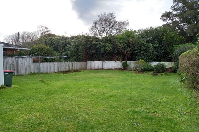 Photo of property in 3 Shortland Street, Lower Vogeltown, New Plymouth, 4310