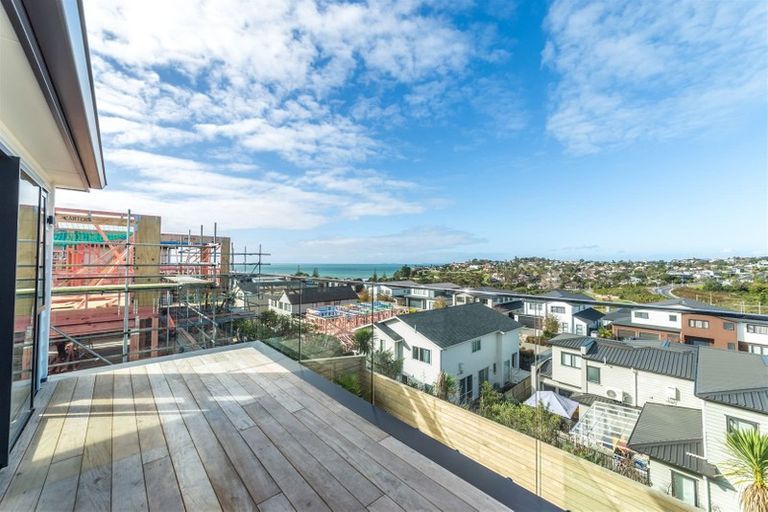 Photo of property in 30 Bearing Parade, Long Bay, Auckland, 0630
